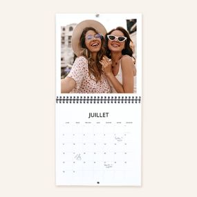 Calendrier mural carré double page